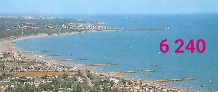 Camping Carabasse Vias Plage. 外观 照片