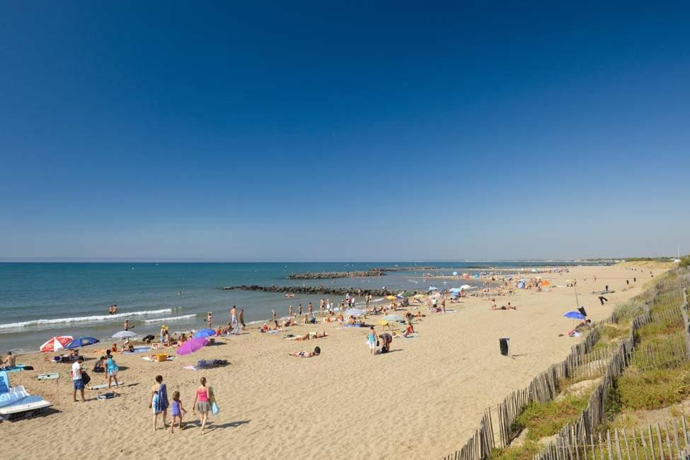 Camping Carabasse Vias Plage. 外观 照片
